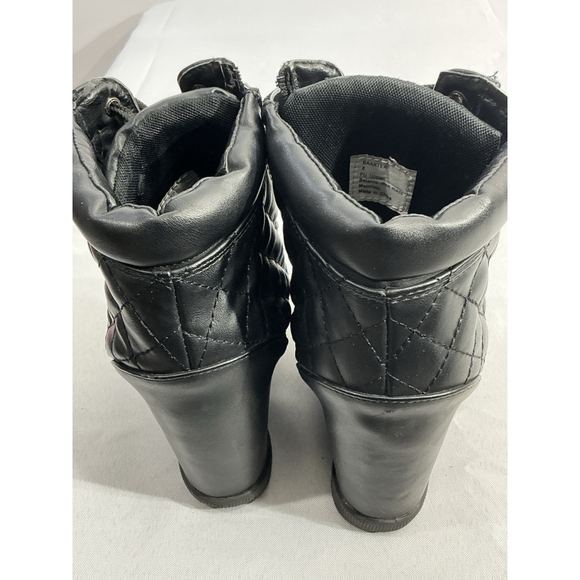 Womans Madden Girl Baaxter Size 8 Black Zip Up Lace Up Quilted Wedge Ankle Boots - Picture 5 of 9